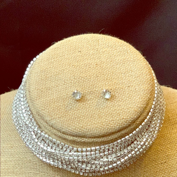 Luxury Choker - Picture 1 of 1